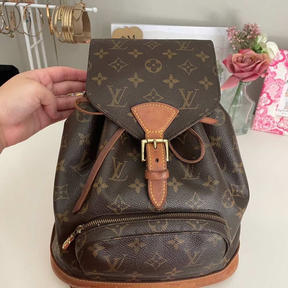 Louis Vuitton mm backpack